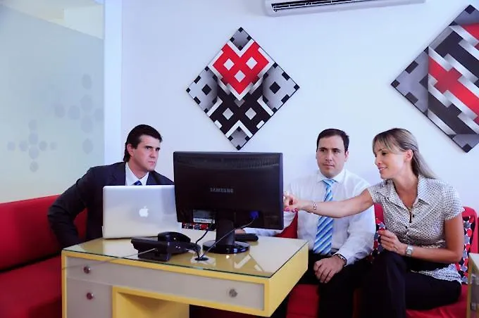 Hotel Ofis Versalles كالي