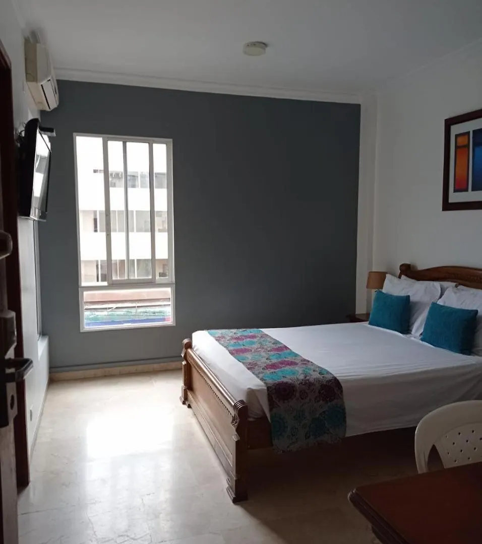 Hotel Ofis Versalles كالي 3*,  كولومبيا